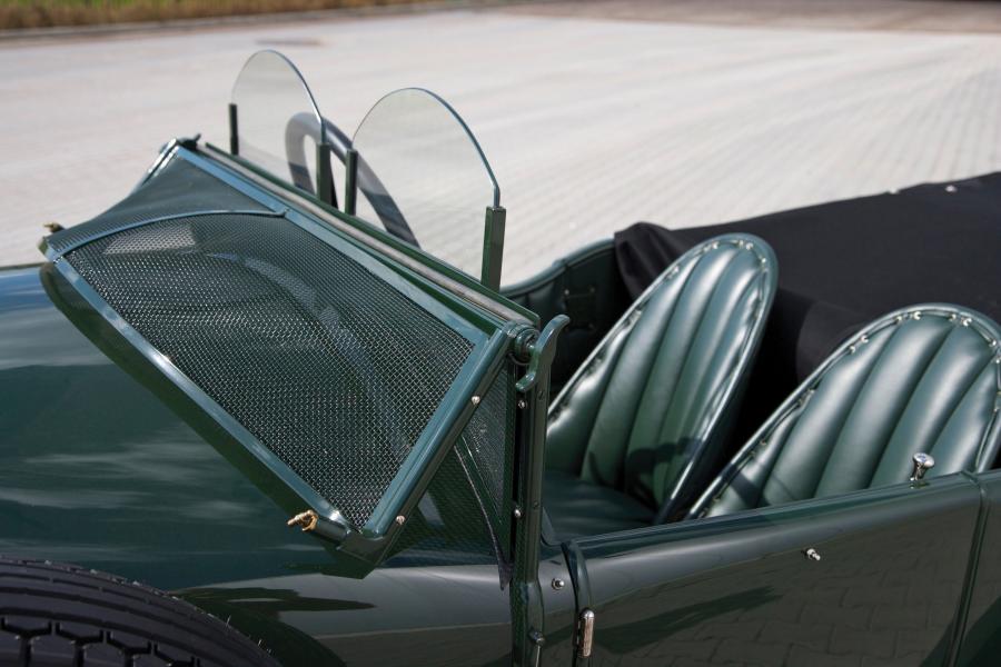 Интерьер Bentley 4&frac12;-Litre Le Mans Tourer Replica 1925 года  (фото 13 из 23)
